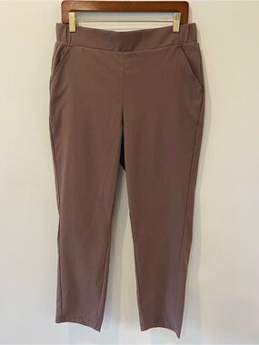 Ankle length Pull on dusty rose stretch pants size large Modern Ambition